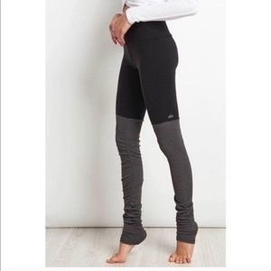 ALO Yoga Black and Gray Leggings